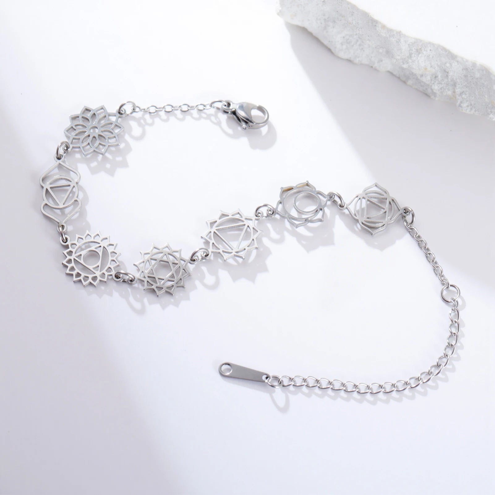 Pulseira charm dos 7 chakras