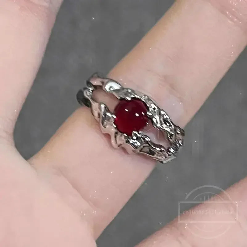 Anel Gótico com Cristal